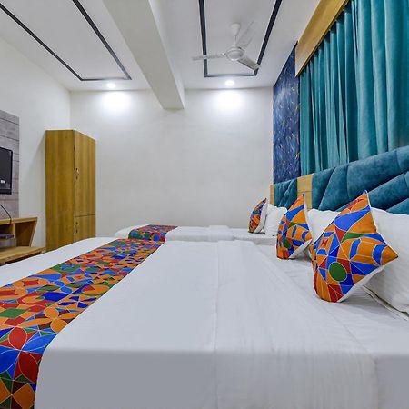 Hotel Green Tree Ahmedabad Eksteriør bilde