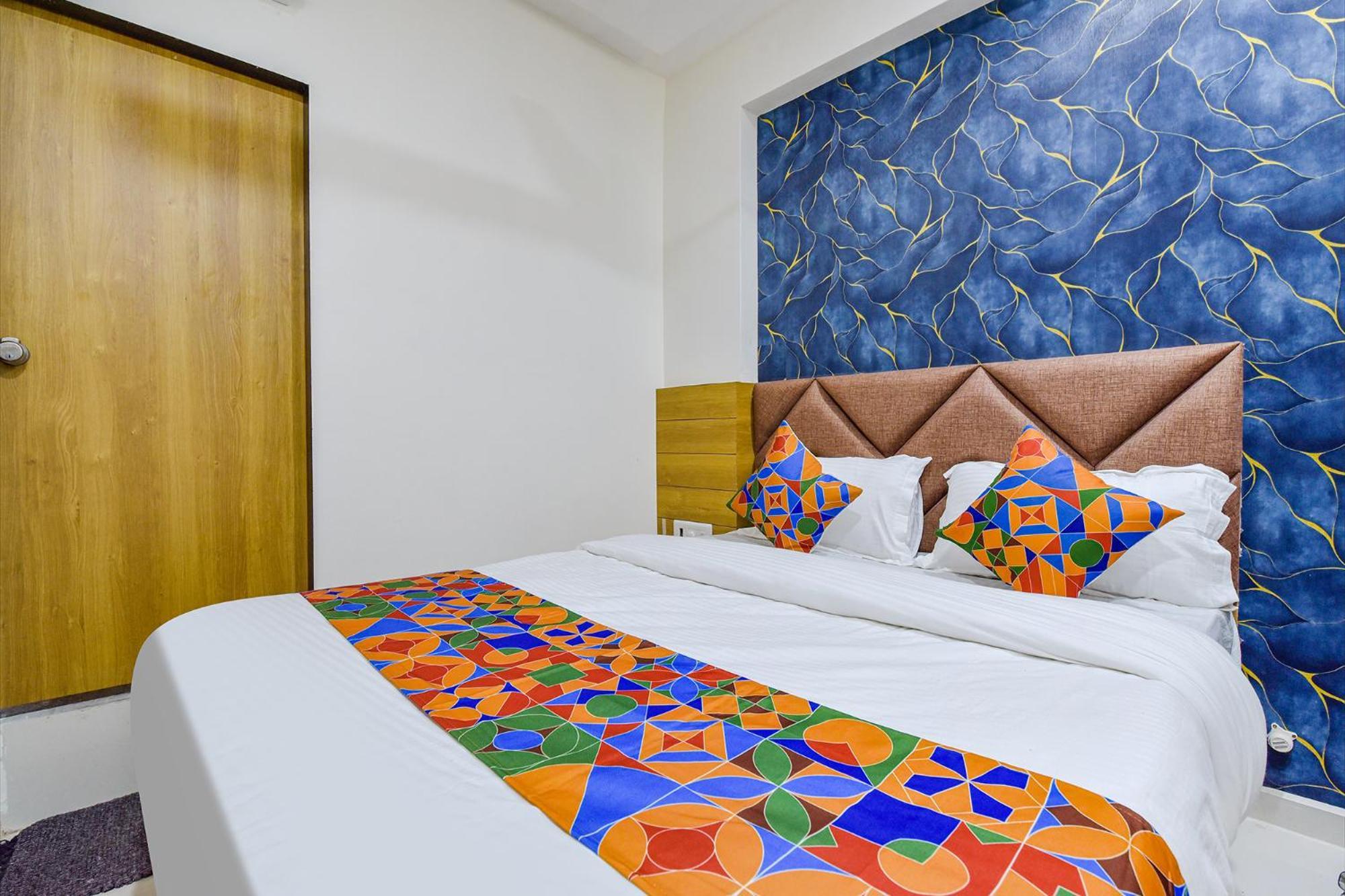Hotel Green Tree Ahmedabad Eksteriør bilde