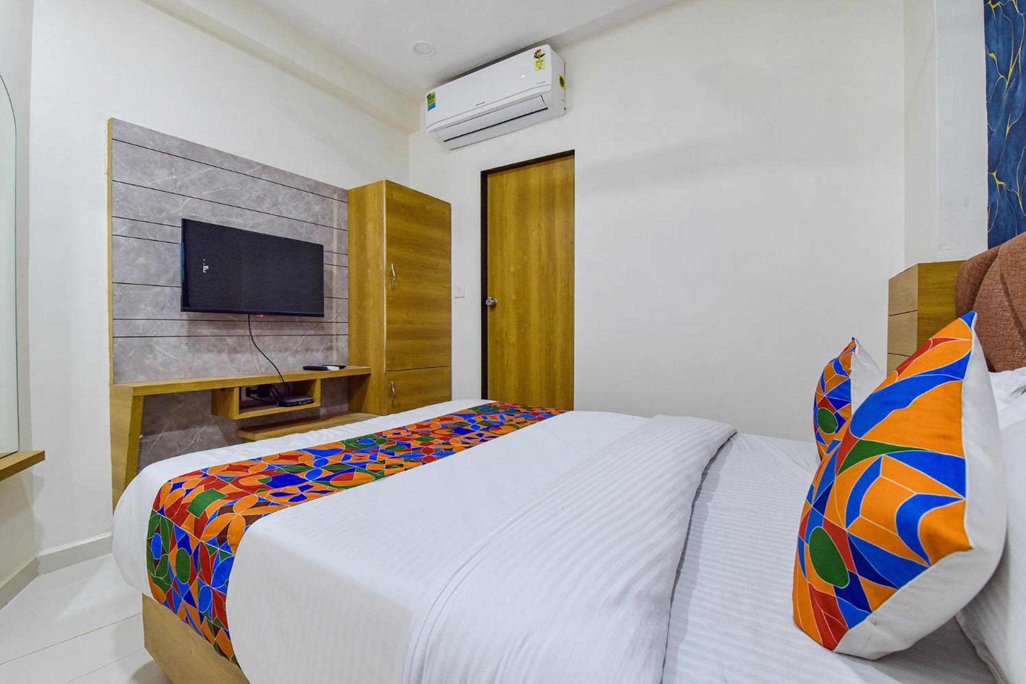 Hotel Green Tree Ahmedabad Eksteriør bilde